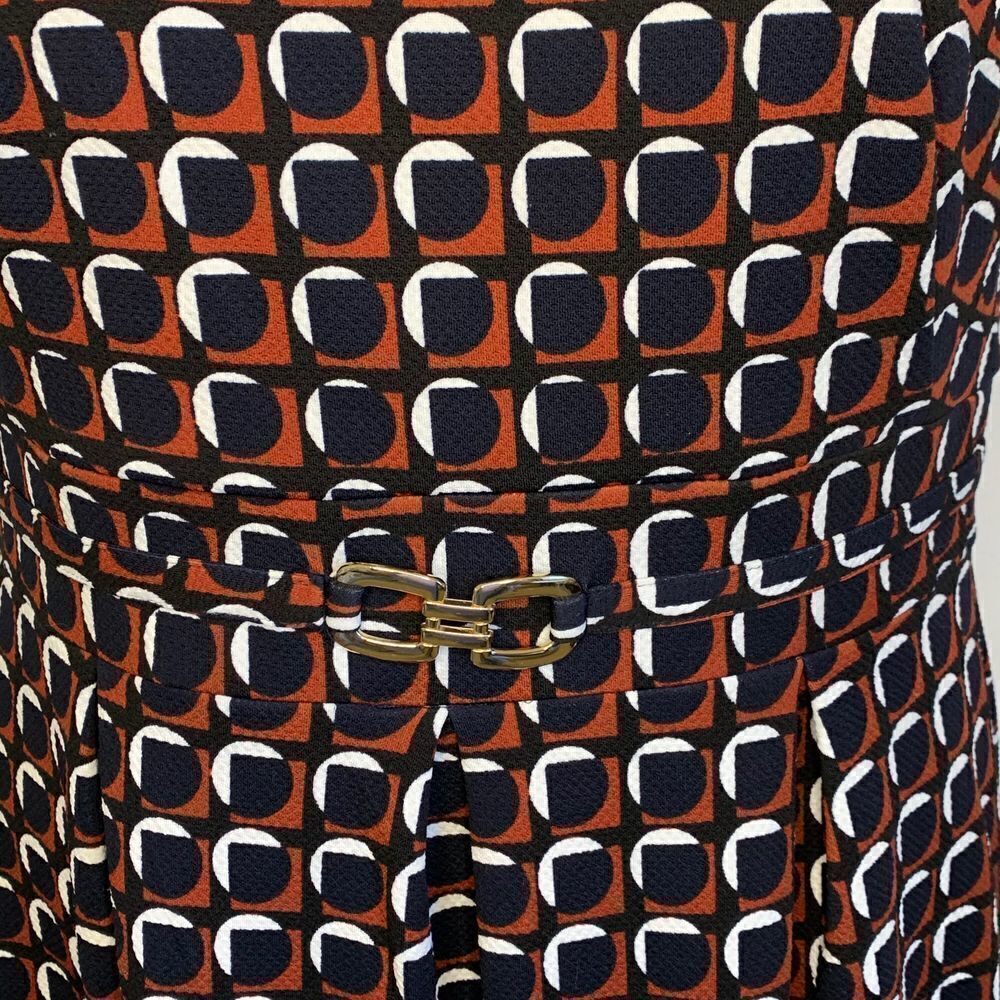 En Focus Studio Professional Dress - Picture 4 of 8